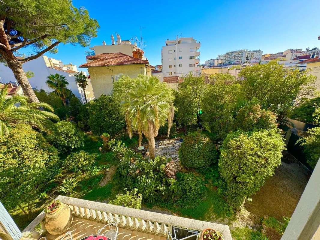 Appartement à CANNES