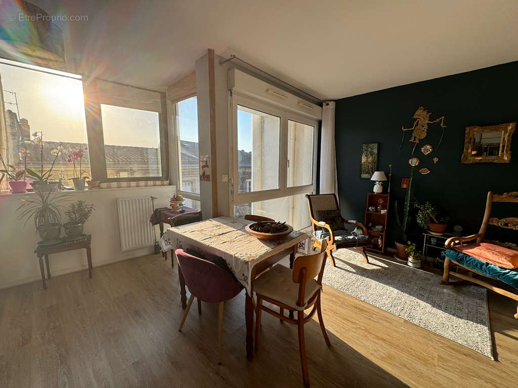 Appartement à BORDEAUX