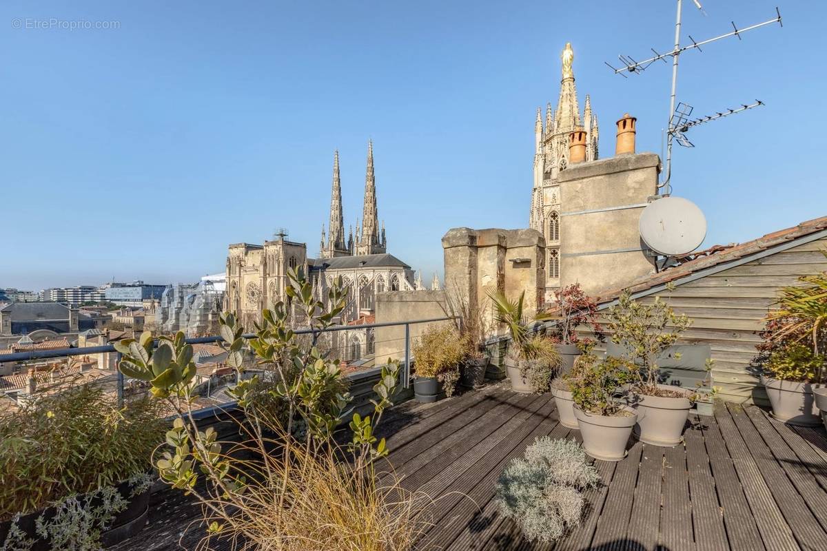 Appartement à BORDEAUX