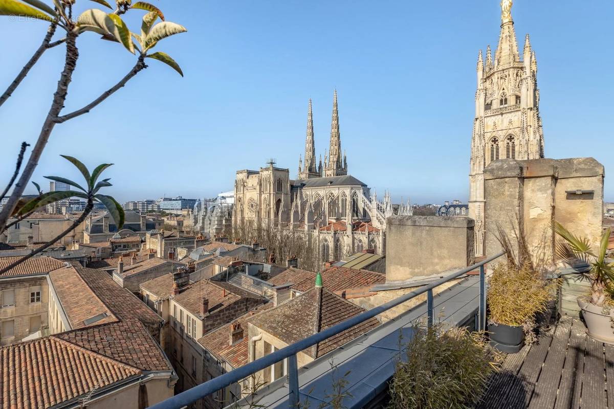 Appartement à BORDEAUX