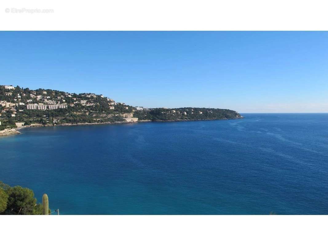 Appartement à ROQUEBRUNE-CAP-MARTIN