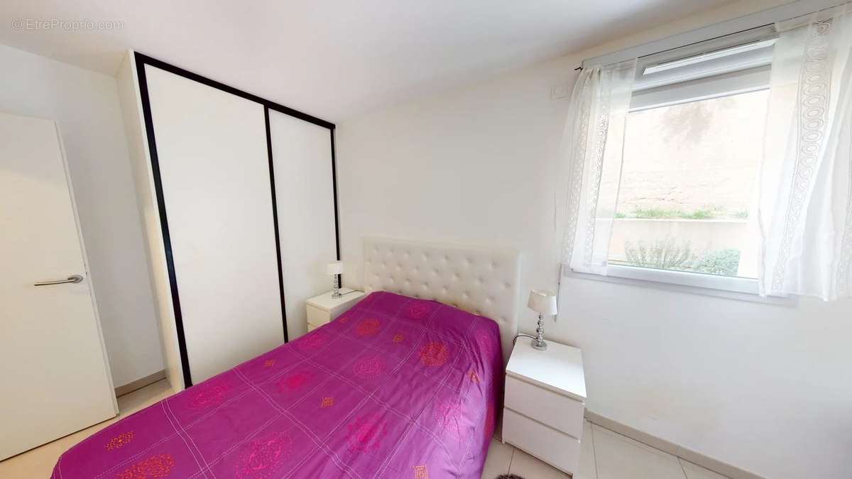 Appartement à MARSEILLE-11E