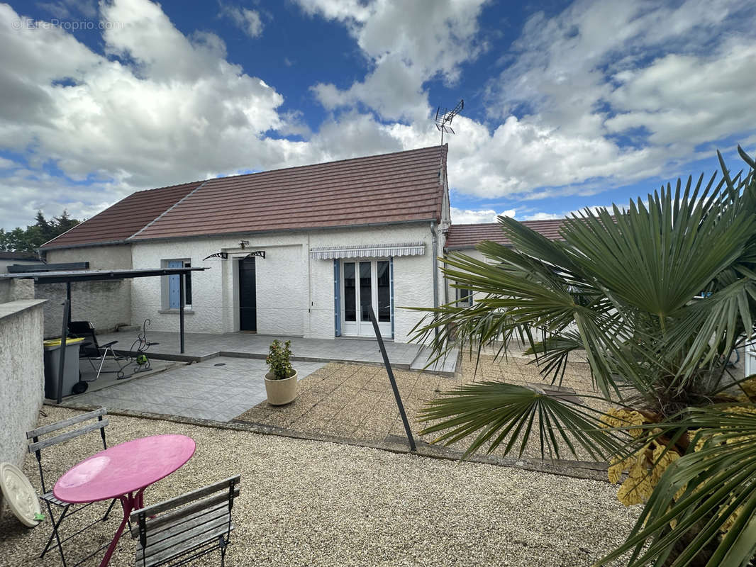 Maison à BELLERIVE-SUR-ALLIER