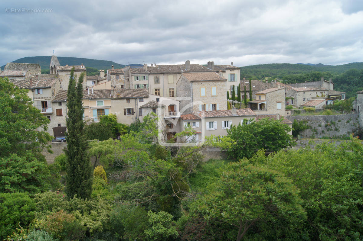 Appartement à BEAUFORT-SUR-GERVANNE