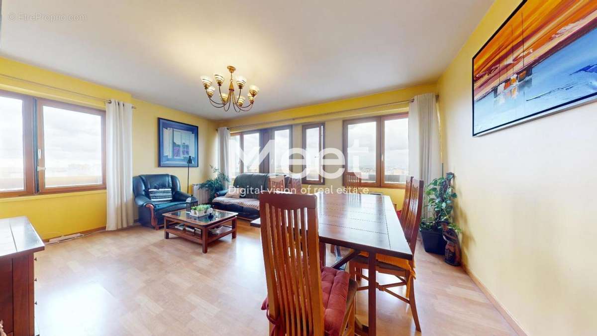 Appartement à IVRY-SUR-SEINE