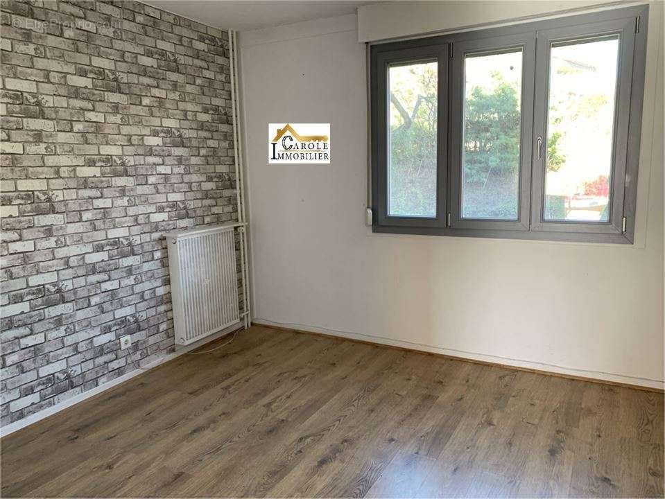 Appartement à MANDELIEU-LA-NAPOULE