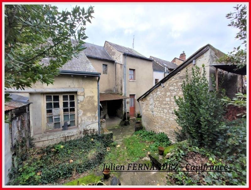 Maison à CHATELLERAULT