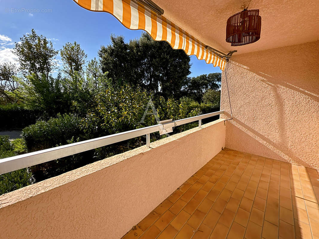 Appartement à LA LONDE-LES-MAURES