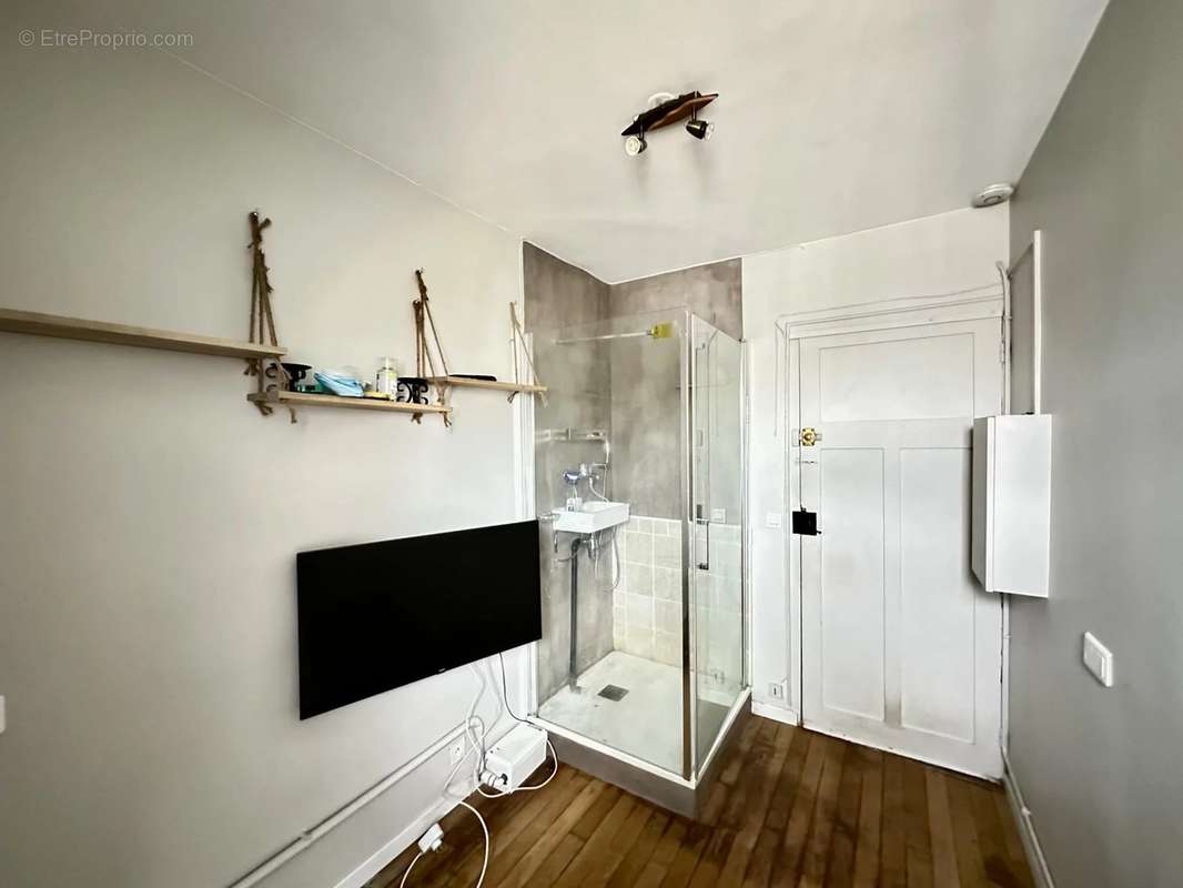 Appartement à PARIS-7E