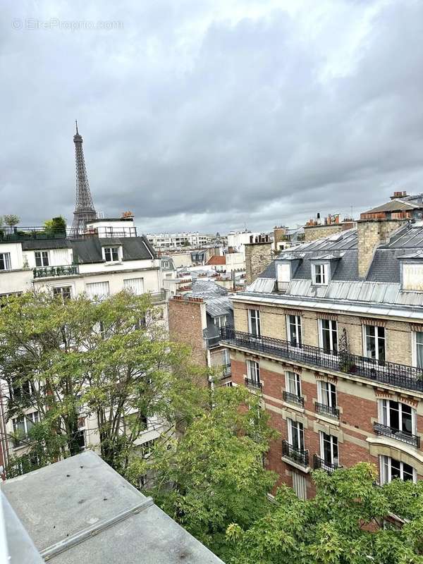 Appartement à PARIS-7E