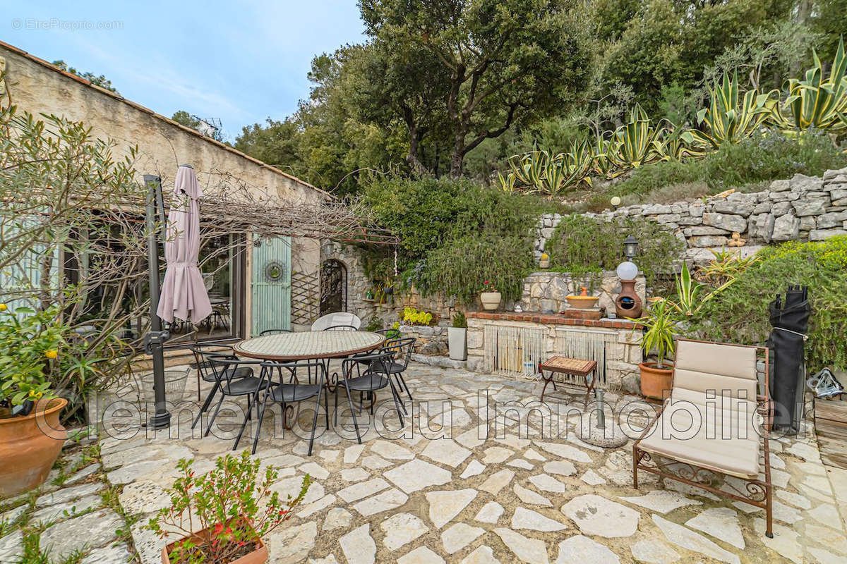 Maison à LA COLLE-SUR-LOUP