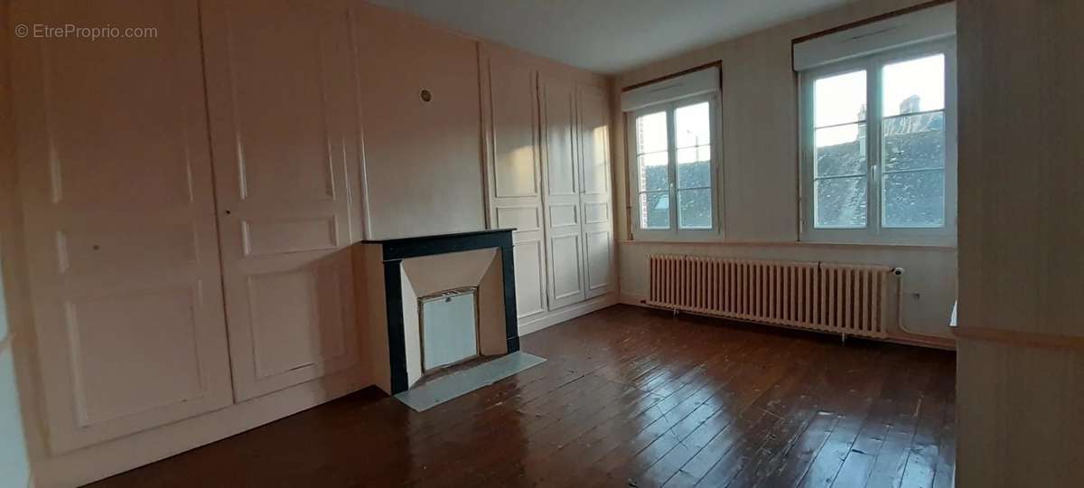 Appartement à BRETEUIL