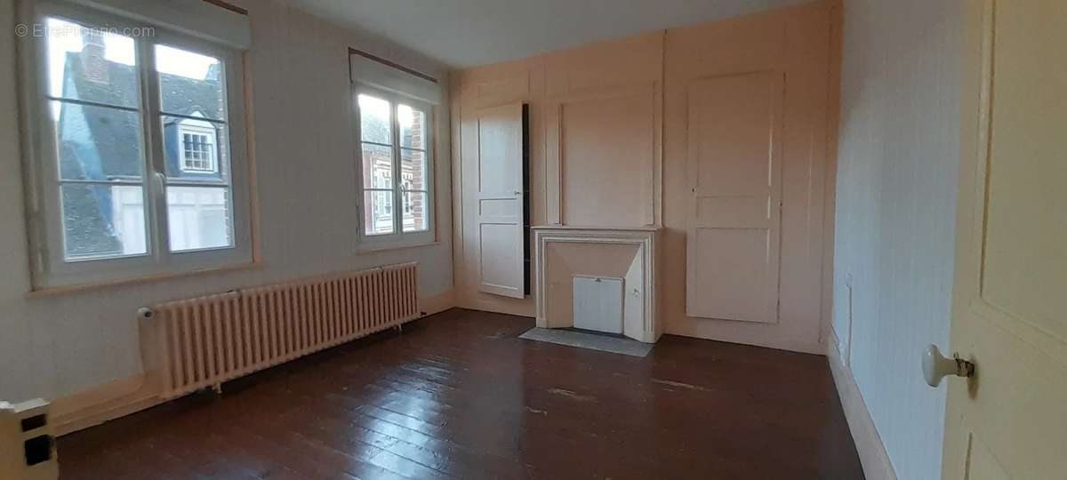 Appartement à BRETEUIL