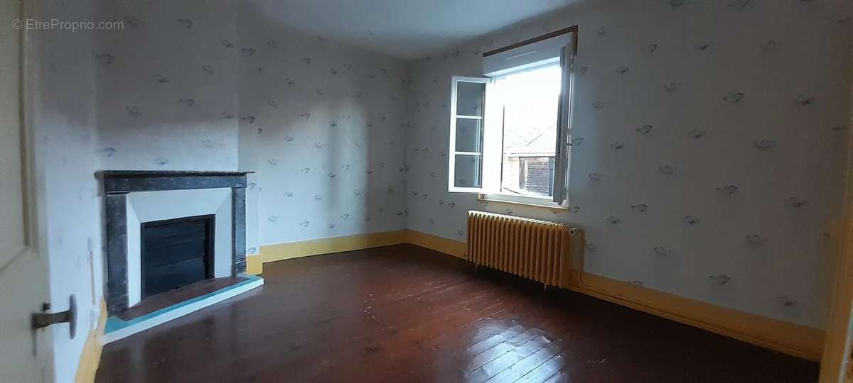 Appartement à BRETEUIL