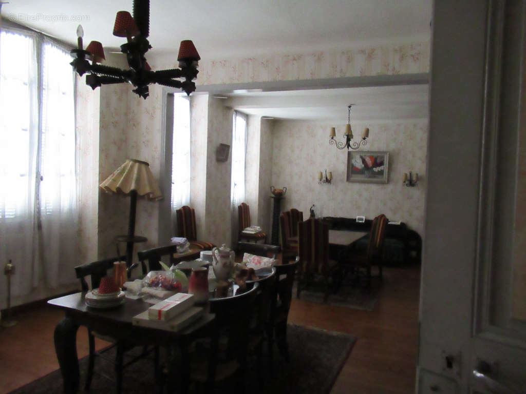 Appartement à OLORON-SAINTE-MARIE