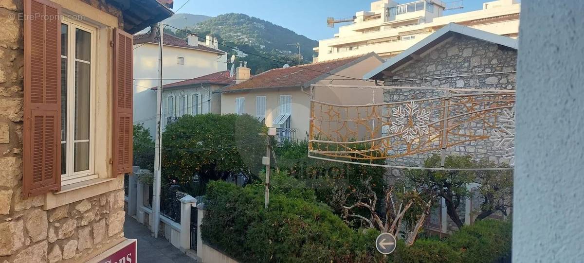 Appartement à ROQUEBRUNE-CAP-MARTIN