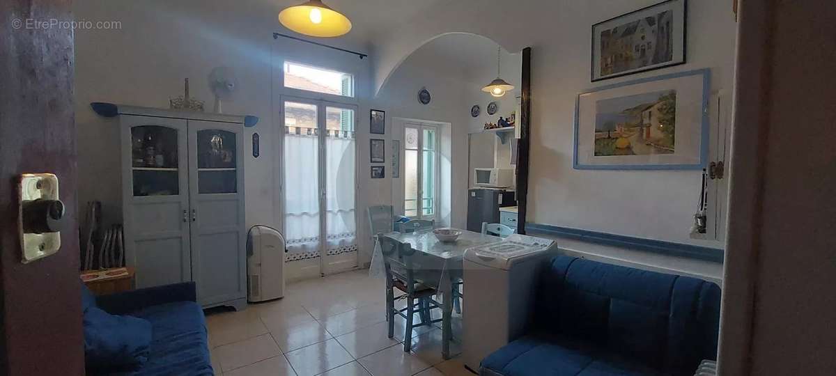 Appartement à ROQUEBRUNE-CAP-MARTIN