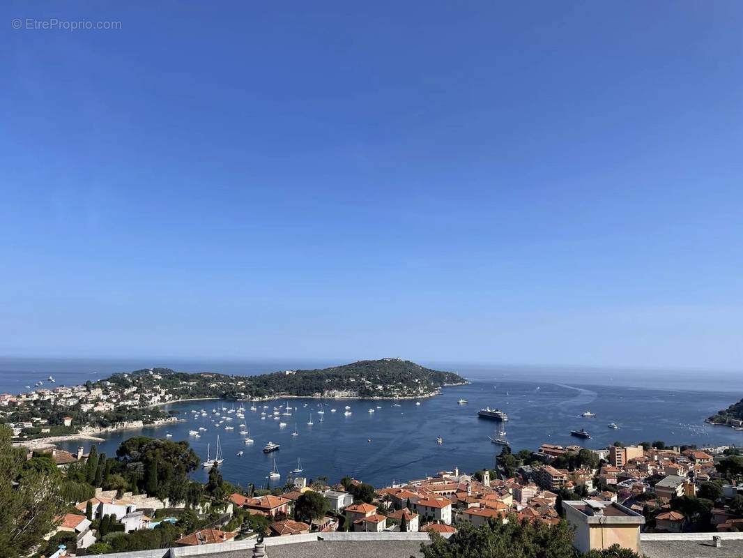 Appartement à VILLEFRANCHE-SUR-MER