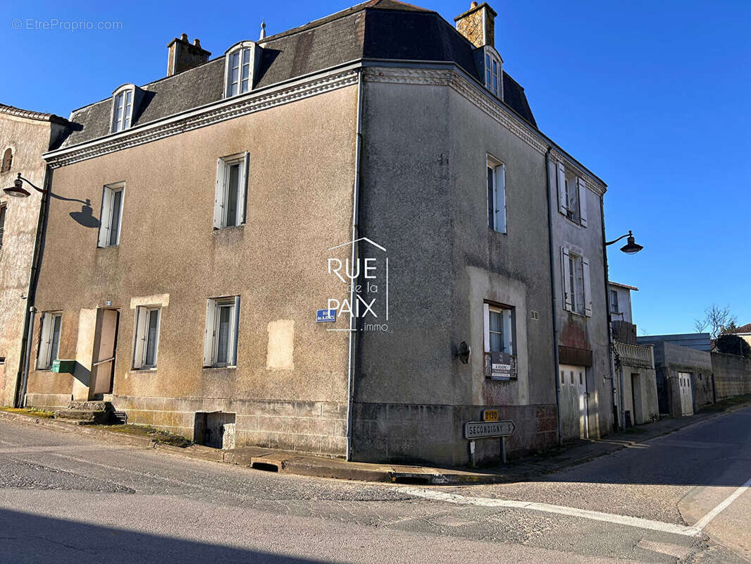 Maison à ALLONNE