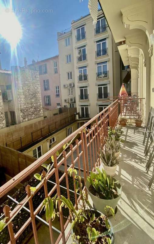 Appartement à NICE