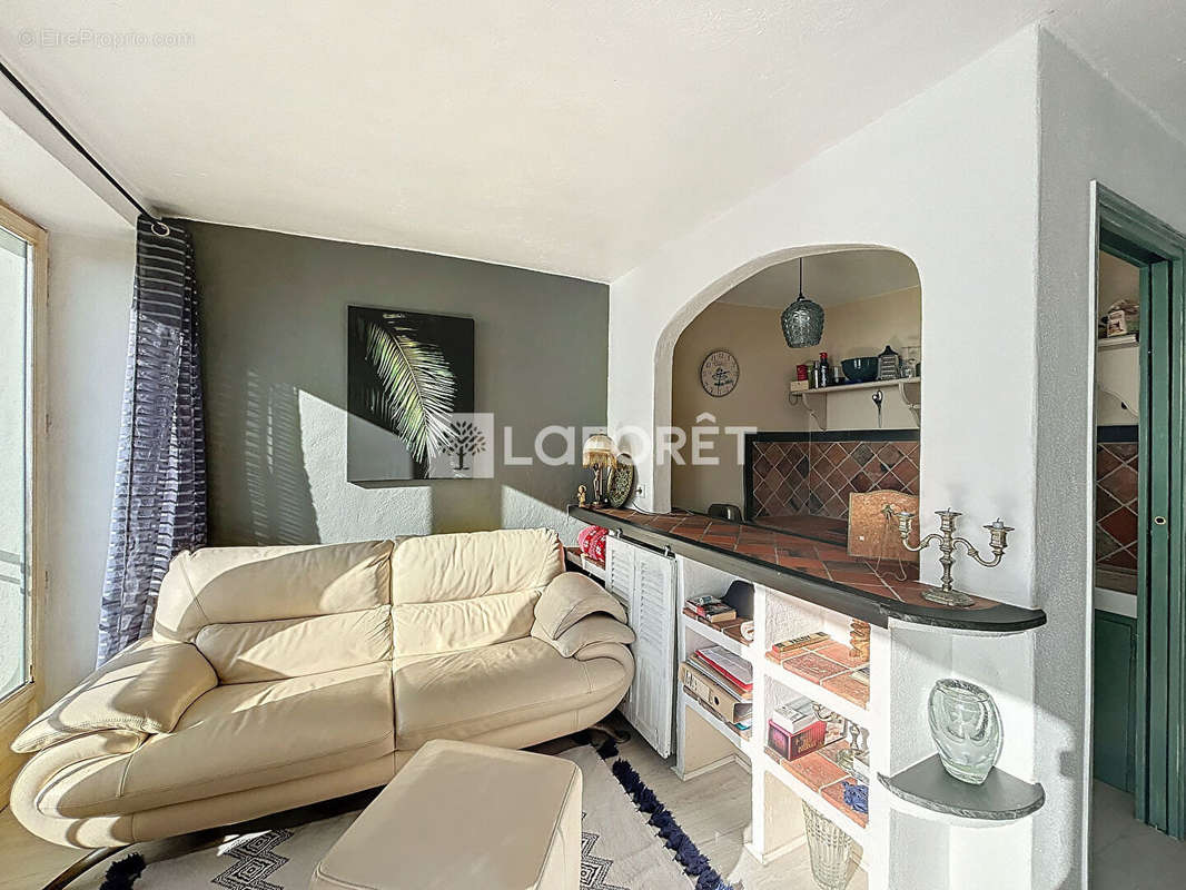 Appartement à ROQUEBRUNE-CAP-MARTIN