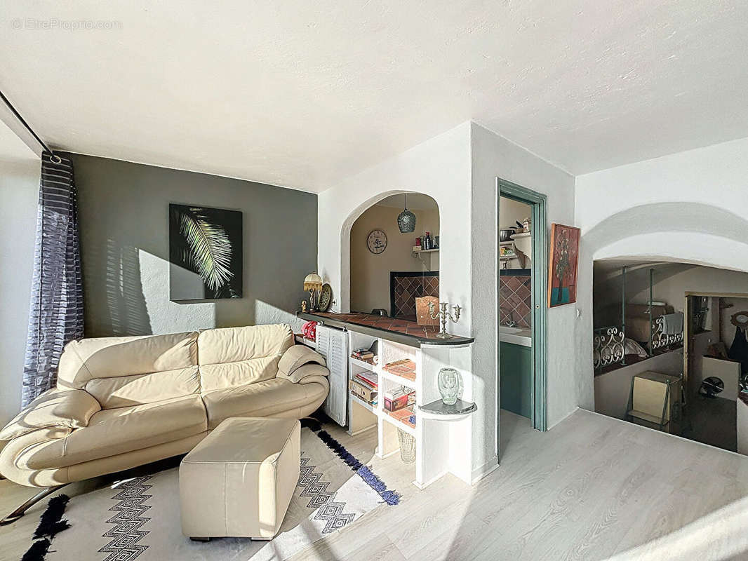 Appartement à ROQUEBRUNE-CAP-MARTIN