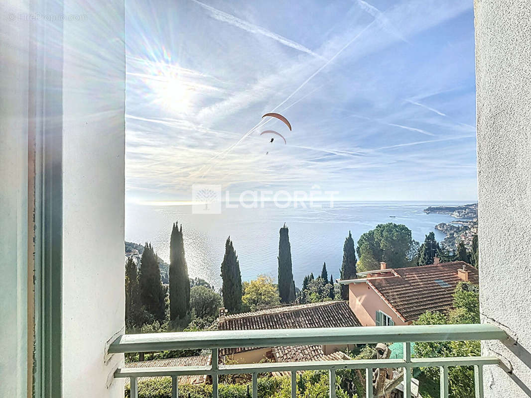 Appartement à ROQUEBRUNE-CAP-MARTIN