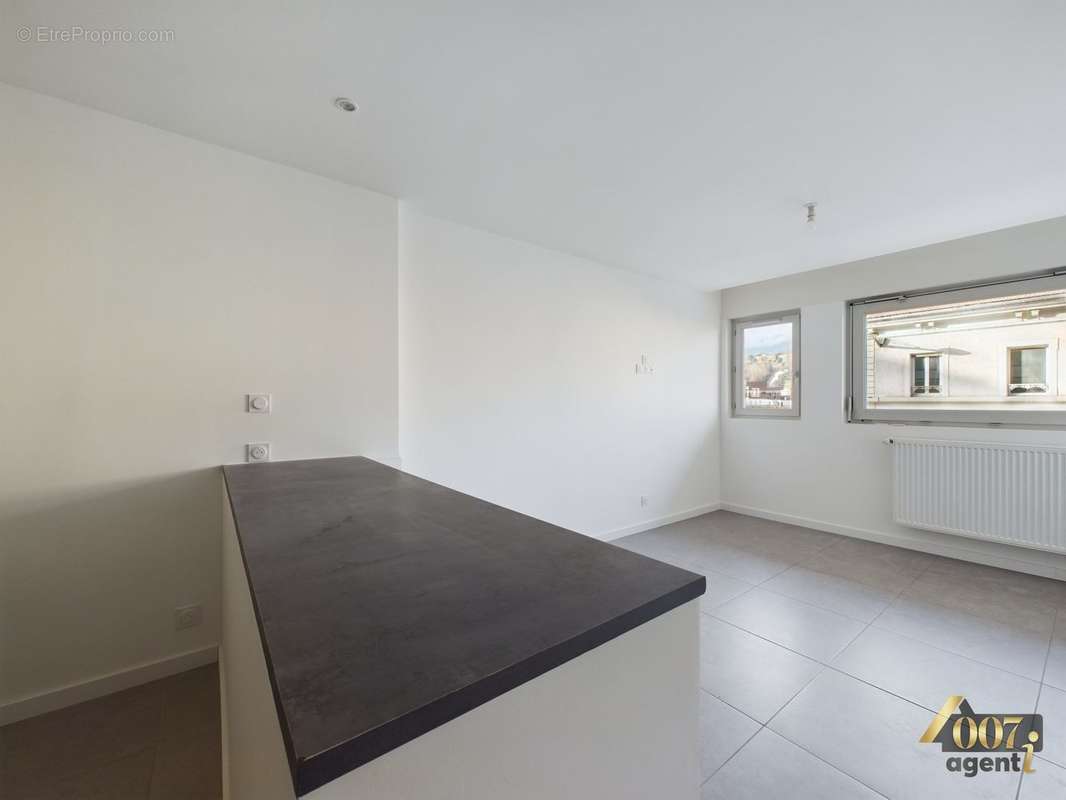 Appartement à AIX-LES-BAINS