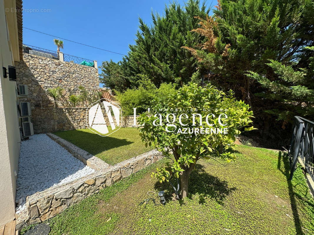 Maison à CAGNES-SUR-MER