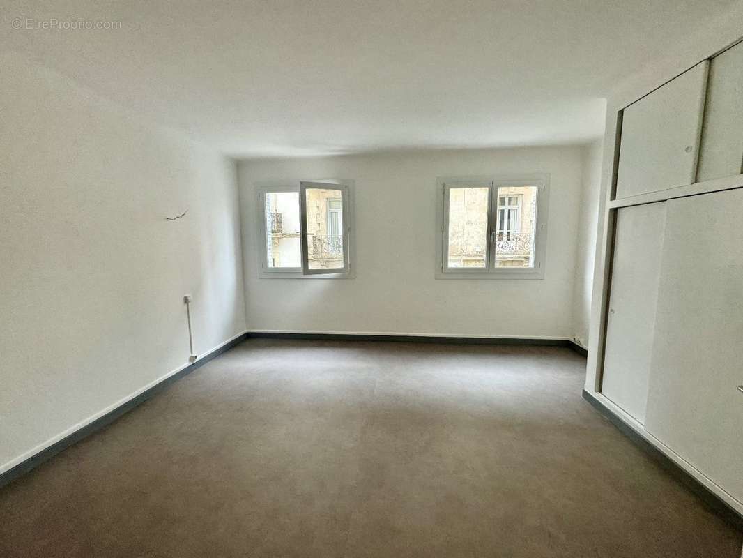 Appartement à BEZIERS