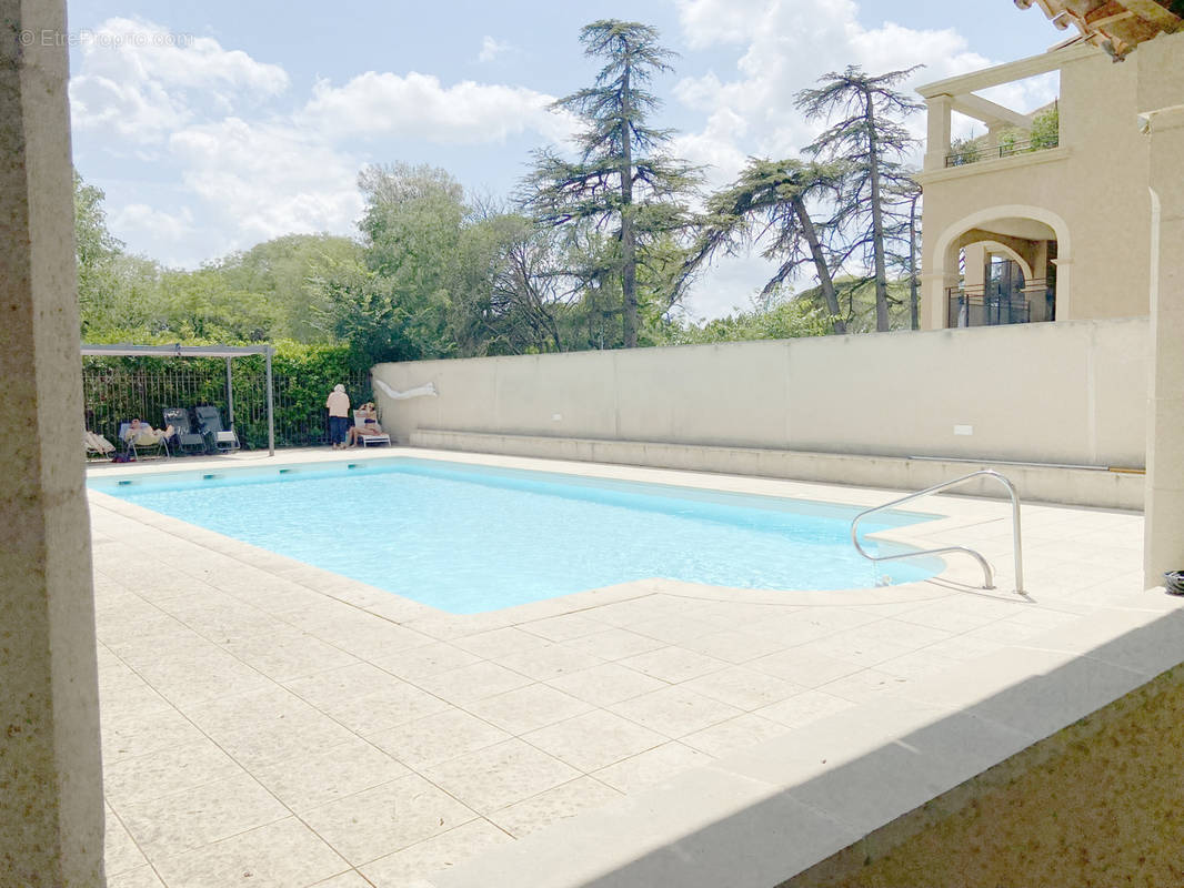 Appartement à UZES