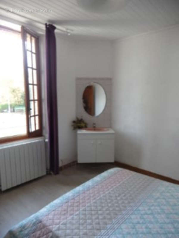 Appartement à SOUAL