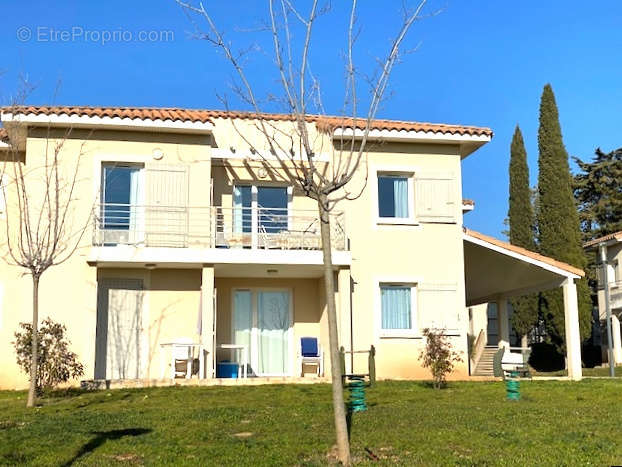 Appartement à LA LONDE-LES-MAURES