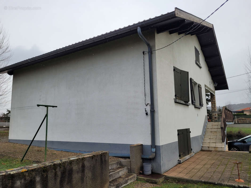 Maison à BRASSAC-LES-MINES