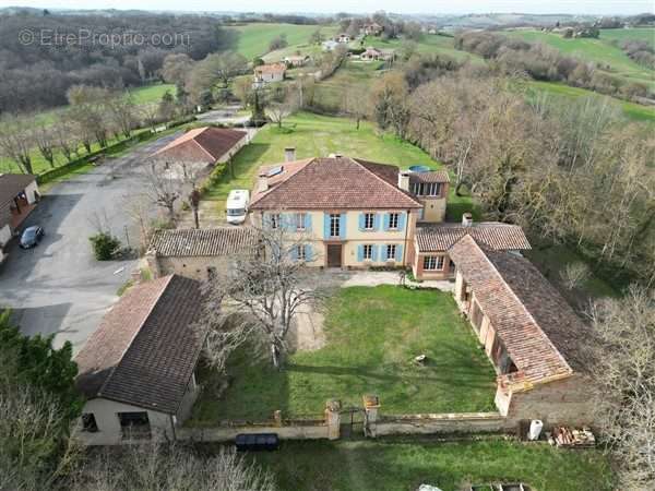 Maison à LOMBEZ