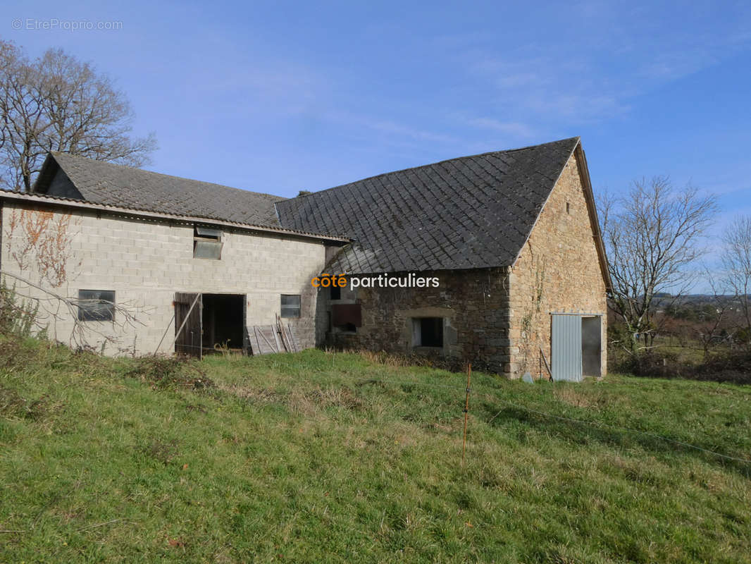 Maison à LAGUENNE