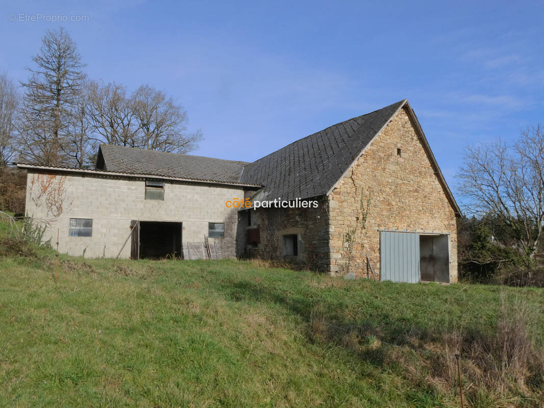 Maison à LAGUENNE