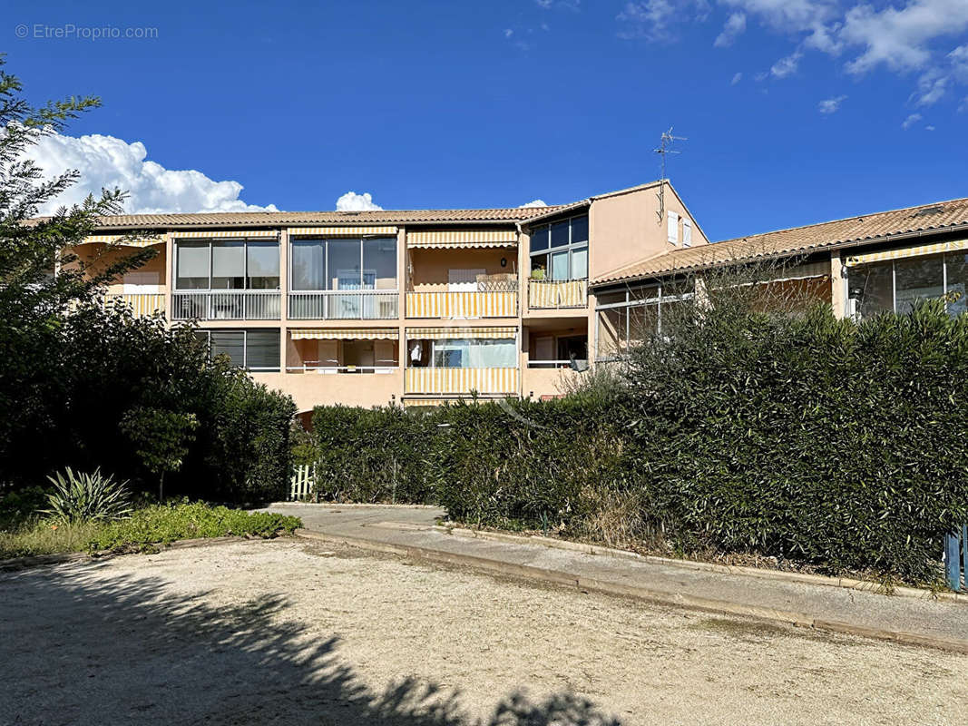 Appartement à LA LONDE-LES-MAURES