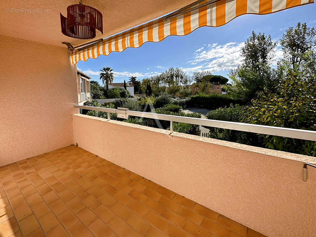 Appartement à LA LONDE-LES-MAURES