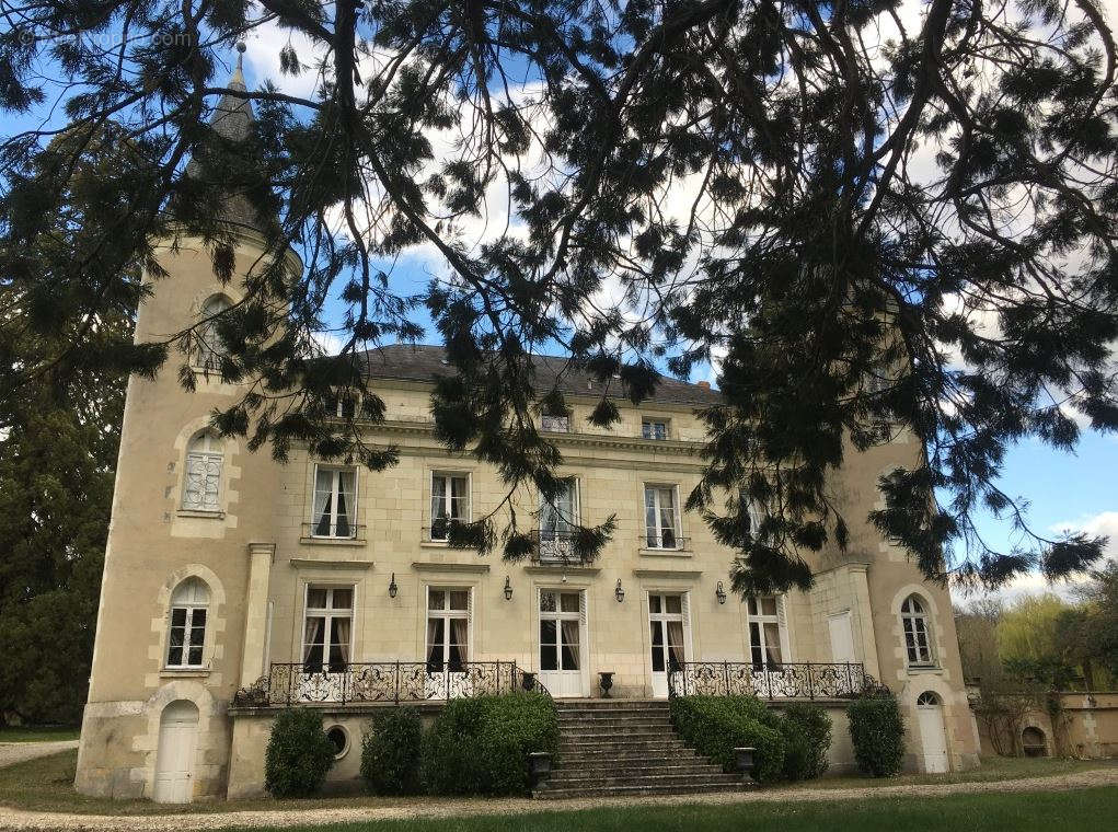 Maison à TOURNON-SAINT-PIERRE