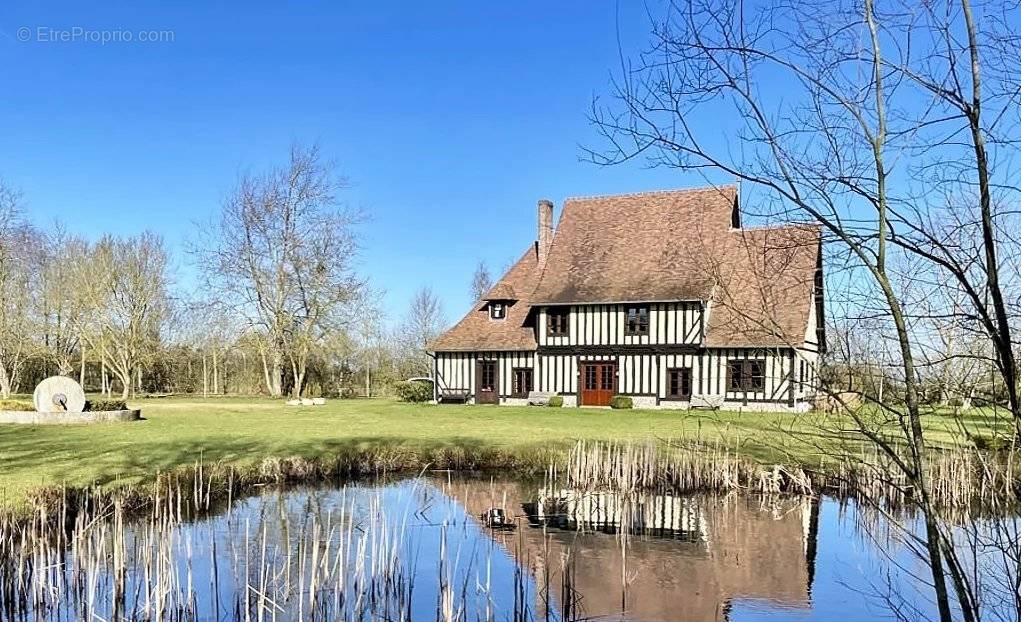 Maison à BERNAY