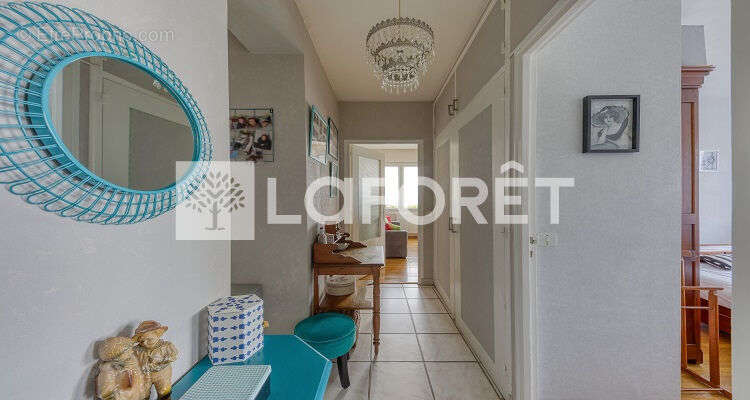 Appartement à ROISSY-EN-BRIE