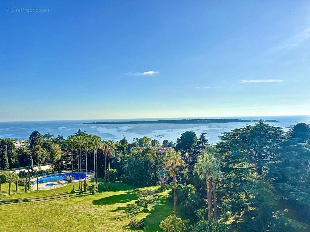 Appartement à CANNES