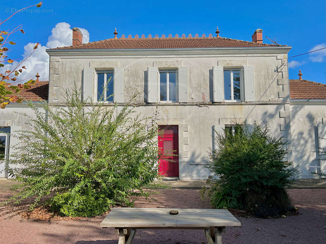 Maison à SAUVETERRE-DE-GUYENNE