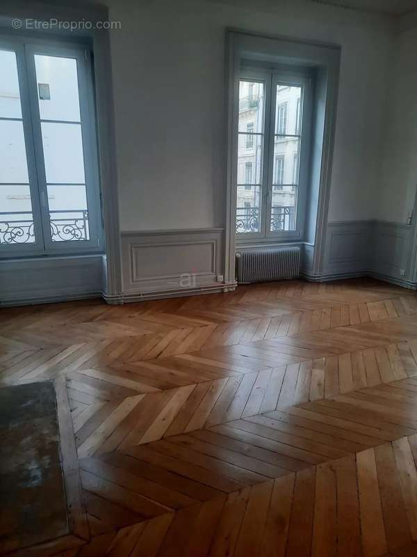 Appartement à LYON-6E