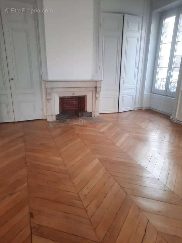 Appartement à LYON-6E