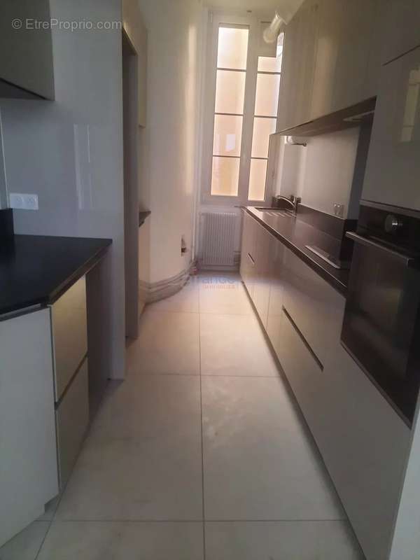 Appartement à LYON-6E