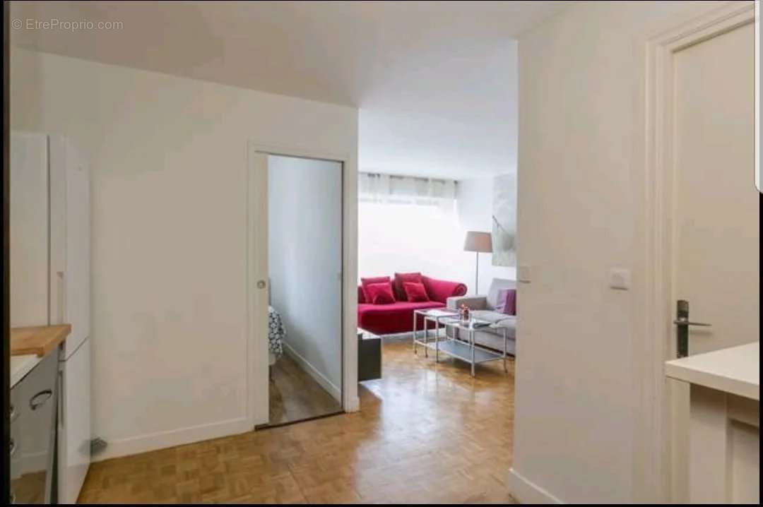 Appartement à NEUILLY-SUR-SEINE