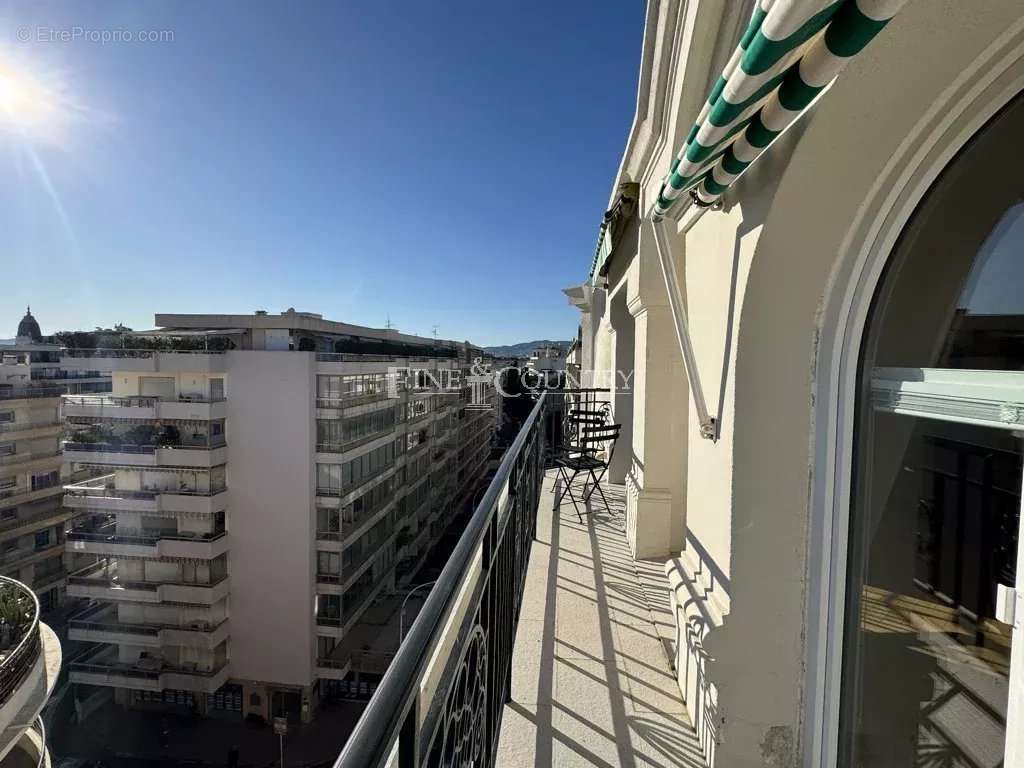 Appartement à CANNES