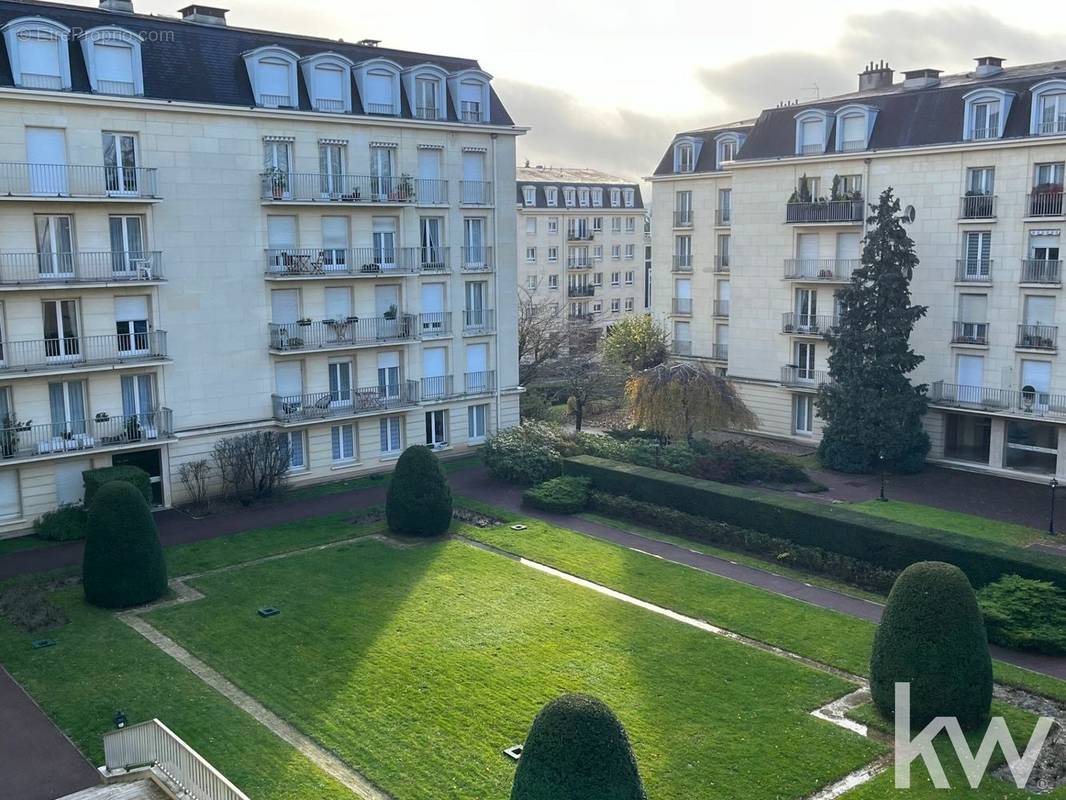 Appartement à VERSAILLES